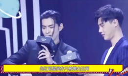 娱乐圈吃瓜群众颠覆三观,颠覆三观，揭秘明星背后的惊人真相